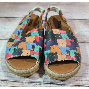 Dogo Girls Keep Together Sandals Size 32 Vegan Leather Cat Dog Pattern